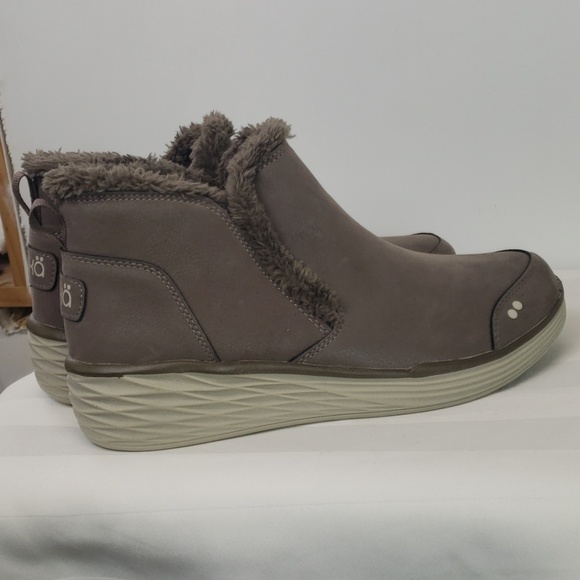 ryka namaste bootie